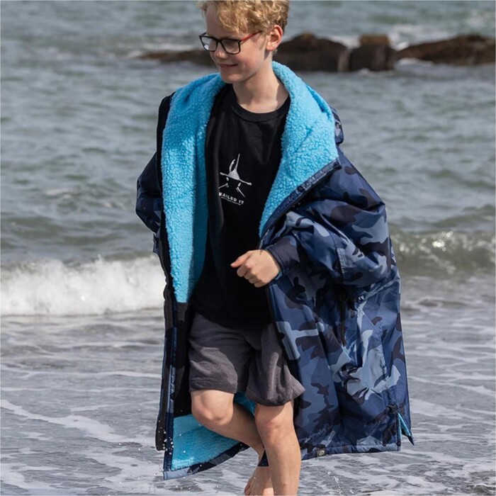 2024 Dryrobe Advance Junior Long Sleeve Changing Robe V3KSLSDA - Blue Camo / Blue